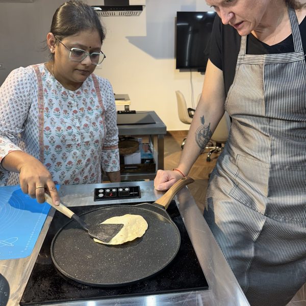 Step-by-Step Indian Cooking Experience in Delhi